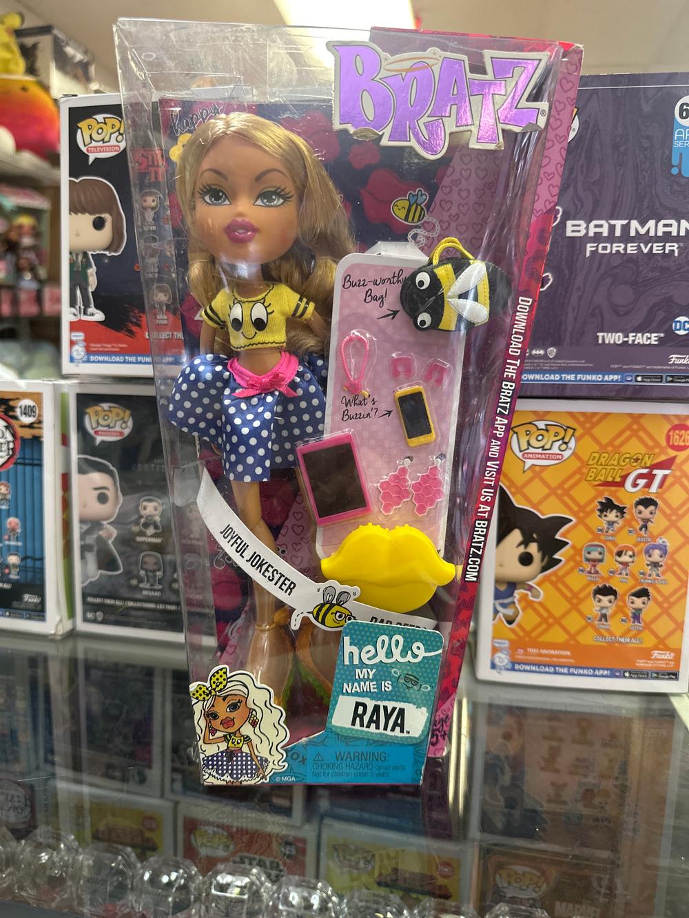 Bratz Raya Joyful Jokester Doll With Bee Accessories