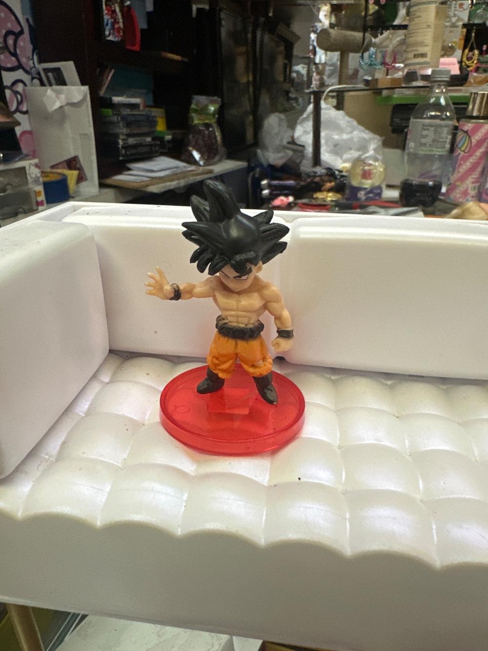 Dragon Ball Goku Mini Figure
