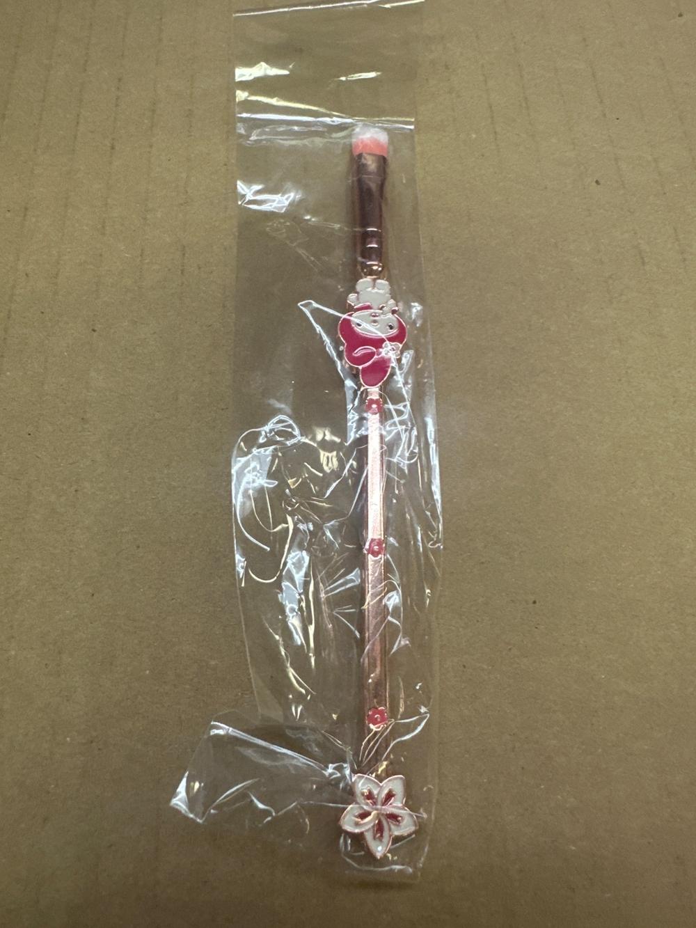 Rose Gold Hello Kitty Makeup Brush with Sakura Charm