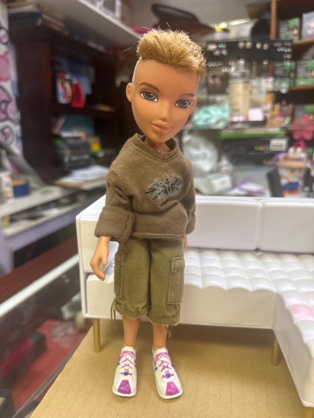 Bratz Boyz Doll With Cargo Pants And Sneakers