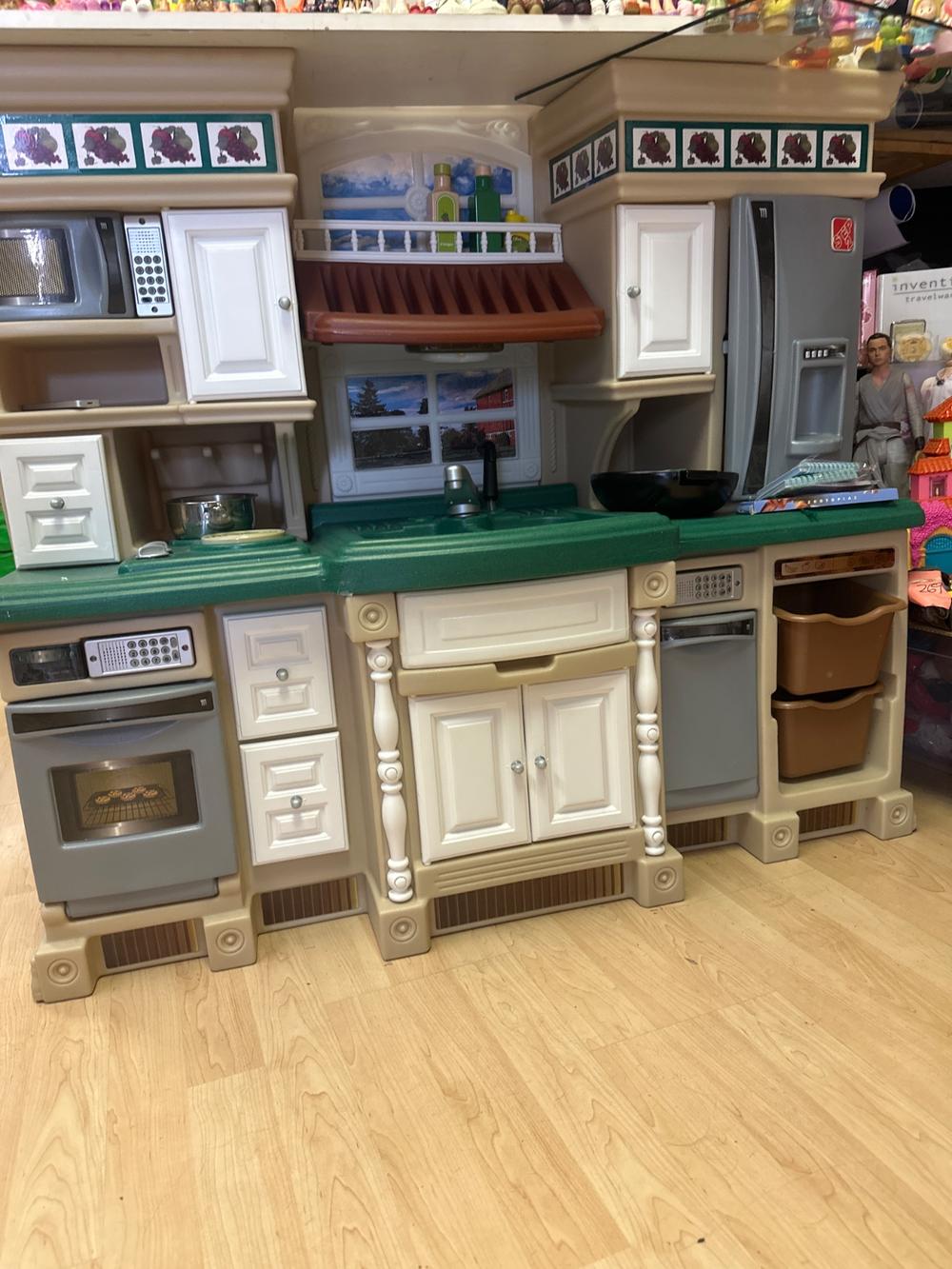 Full-Size Play Kitchen Set with Fridge, Oven, and Sink