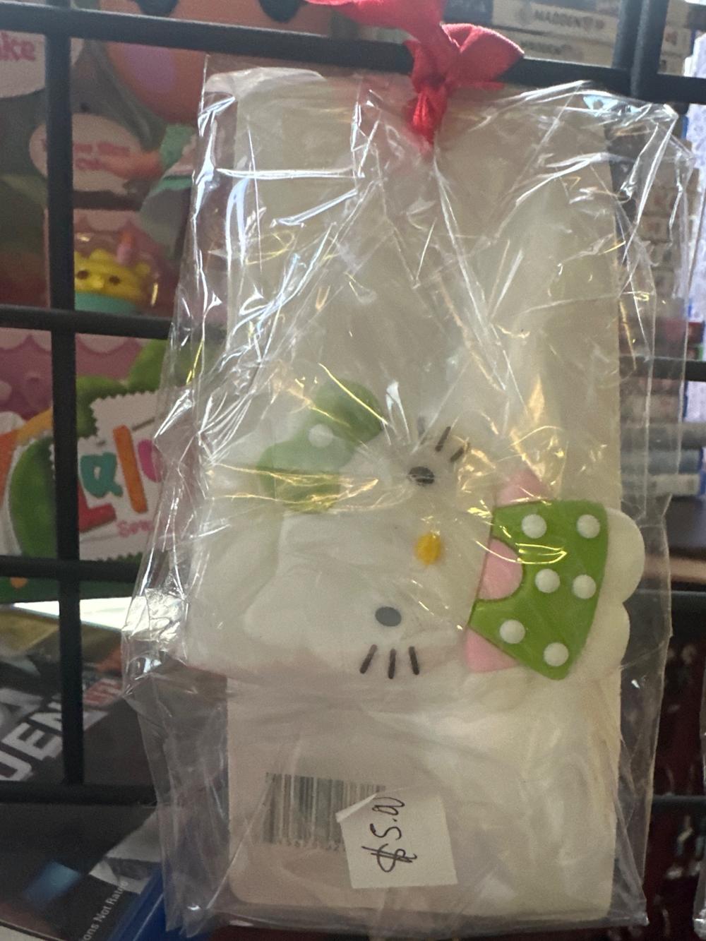 Hello Kitty Face Wallet, Wrapped
