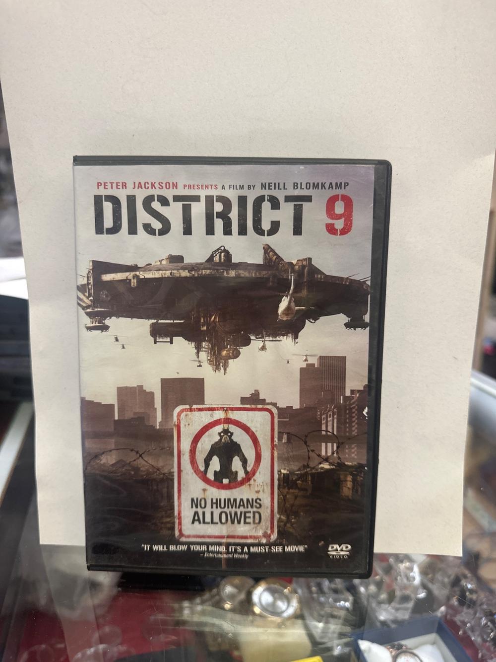 District 9 DVD