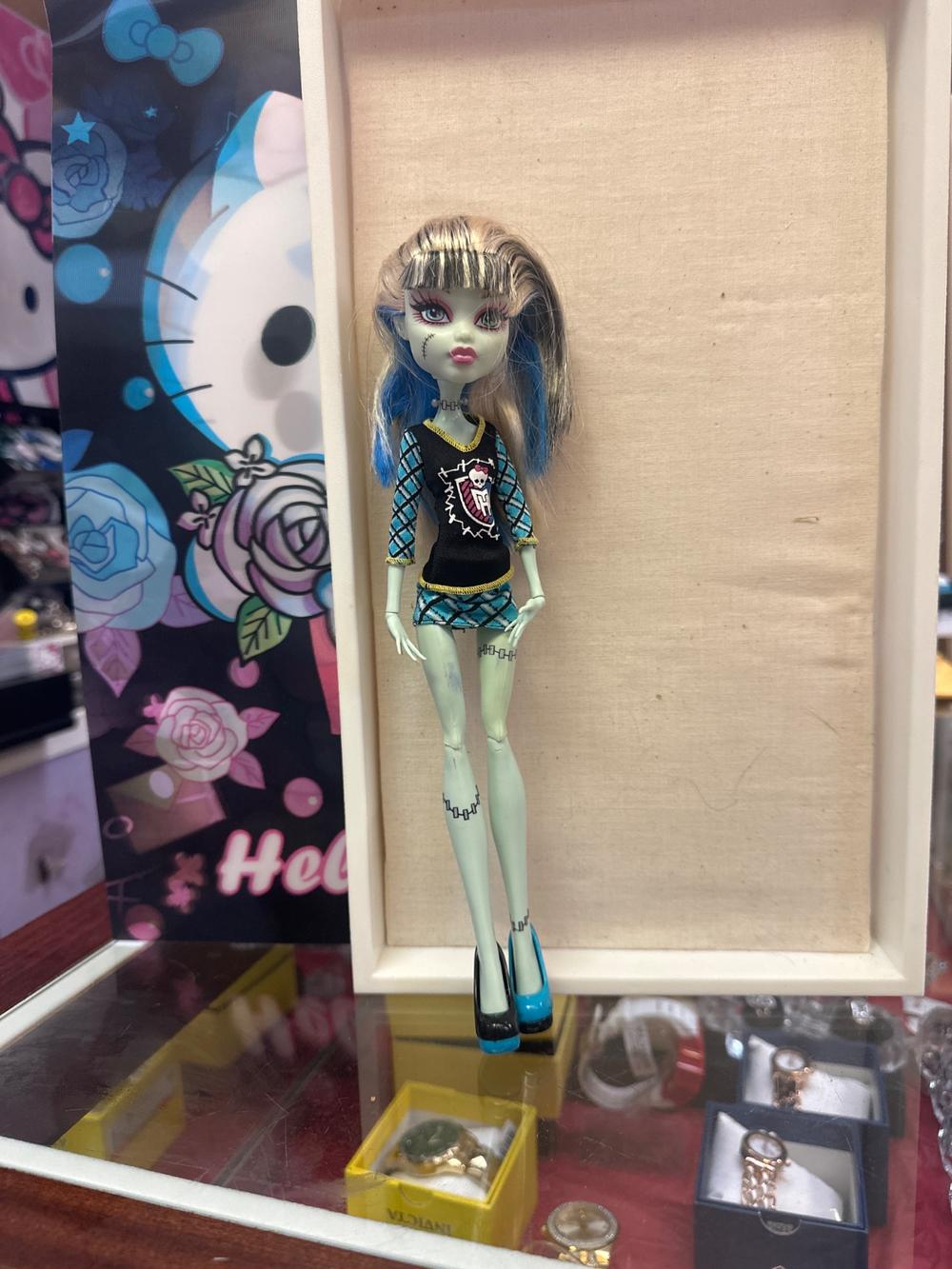 Frankie Stein Monster High Doll with Mismatched Heels
