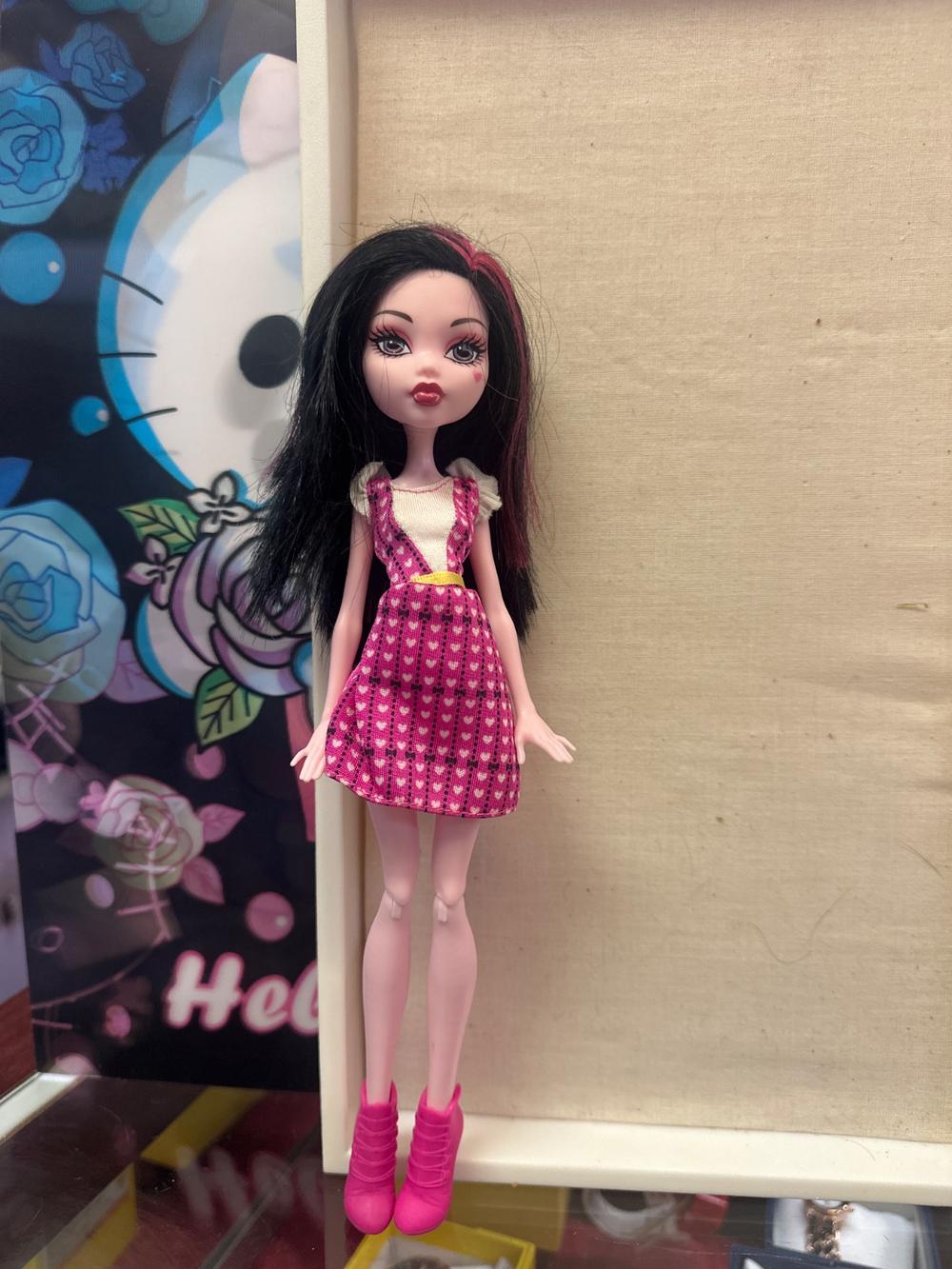Monster High Doll In Pink Heart Dress