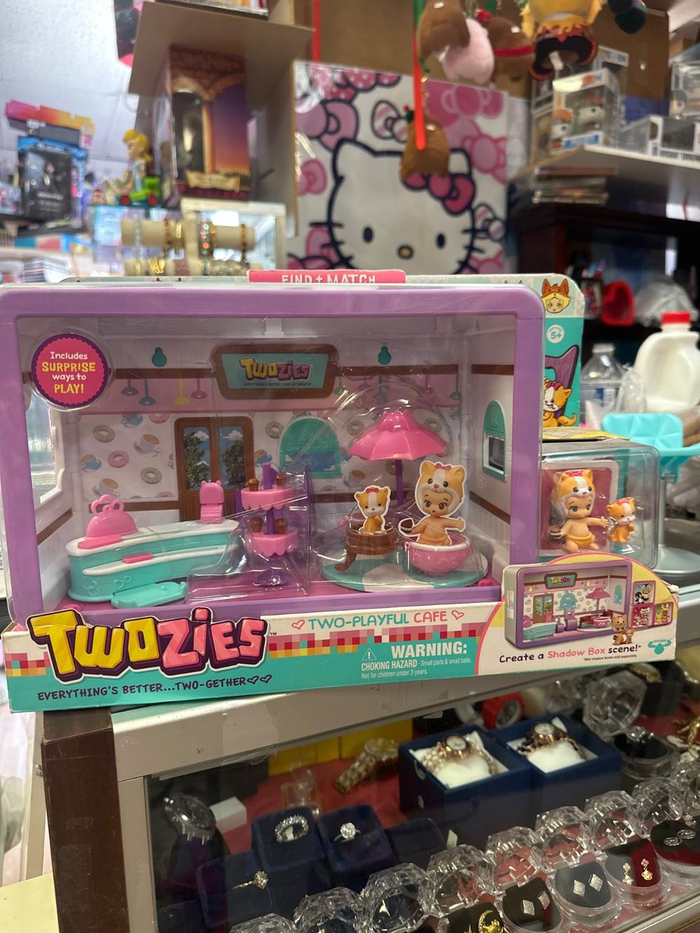 Twozies Two-Playful Cafe Playset