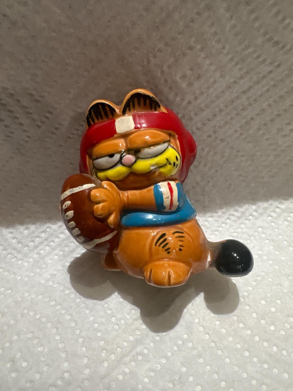 Vintage Garfield Football Player Figurine