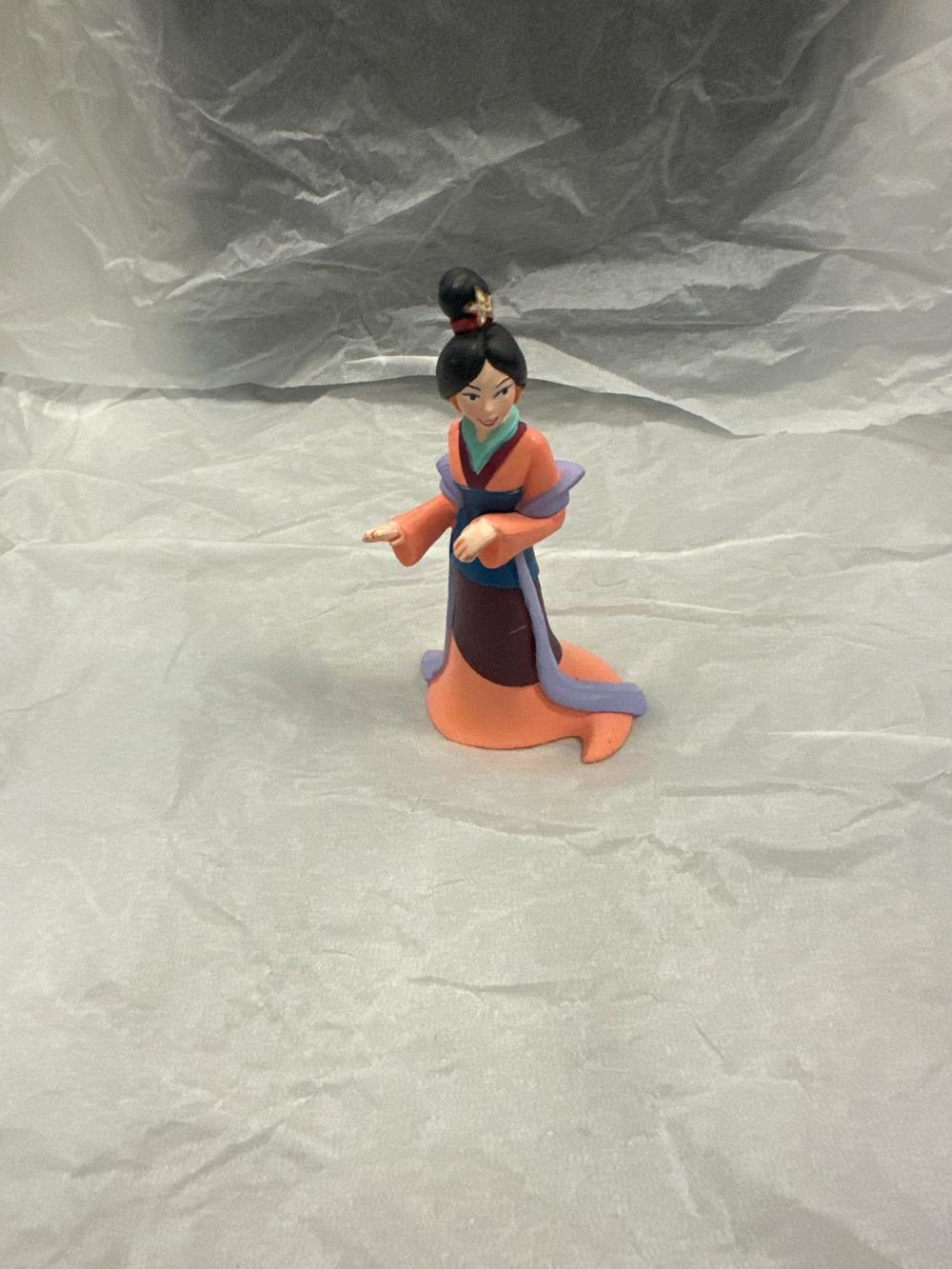 Mulan Kimono Figure