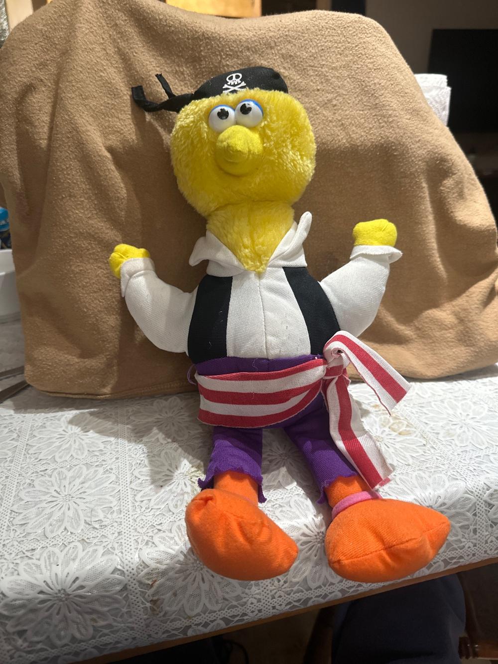 Sesame Street Big Bird Pirate Plush Toy (photo 1 of 4)