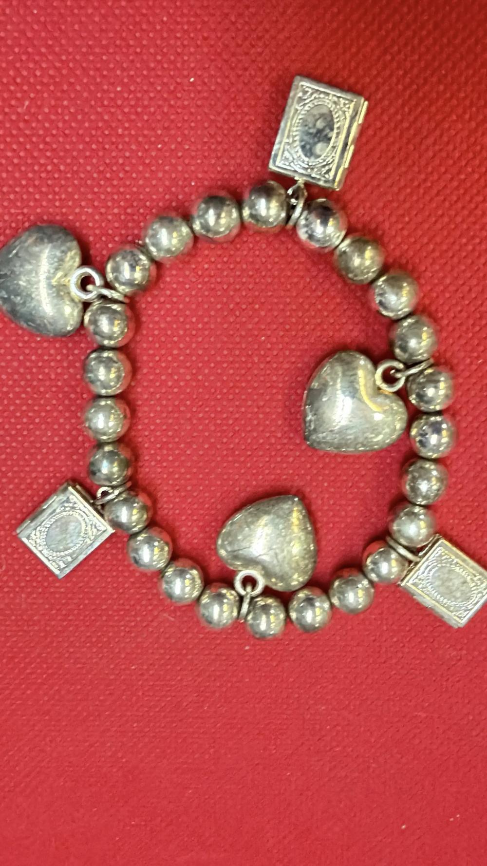 Heart Charm bracelet