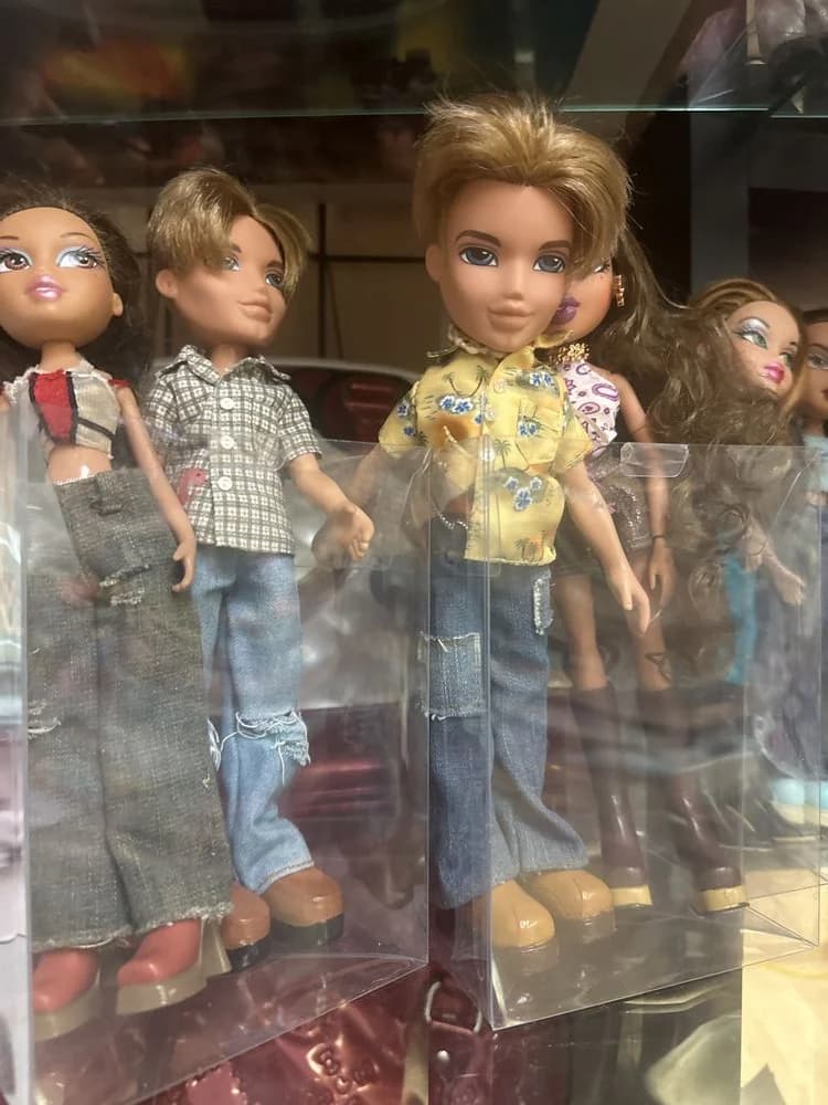 Bratz Boy Doll in Hawaiian Shirt