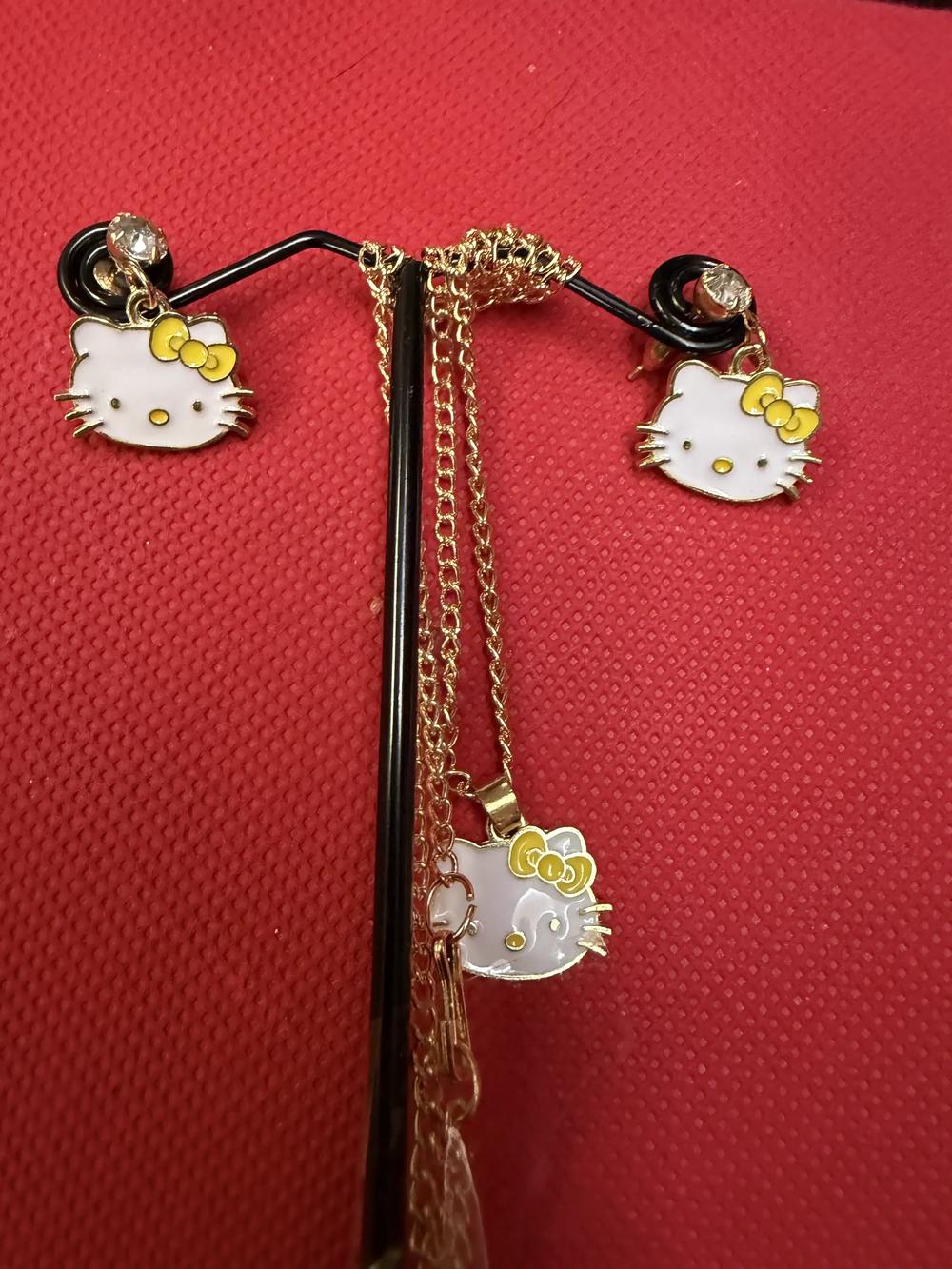 Hello Kitty Gold Chain and Earings