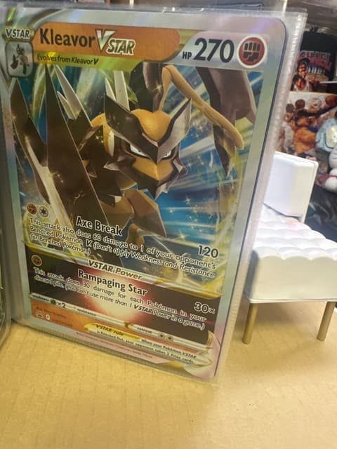Kleavor VStar Pokemon Card