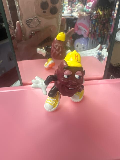 California Raisin Figure With Hard Hat