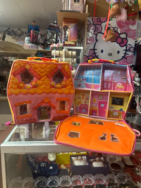 Fold-Out Cottage Dollhouse Carry Case