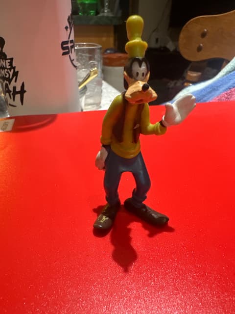 Goofy Vinyl Figurine