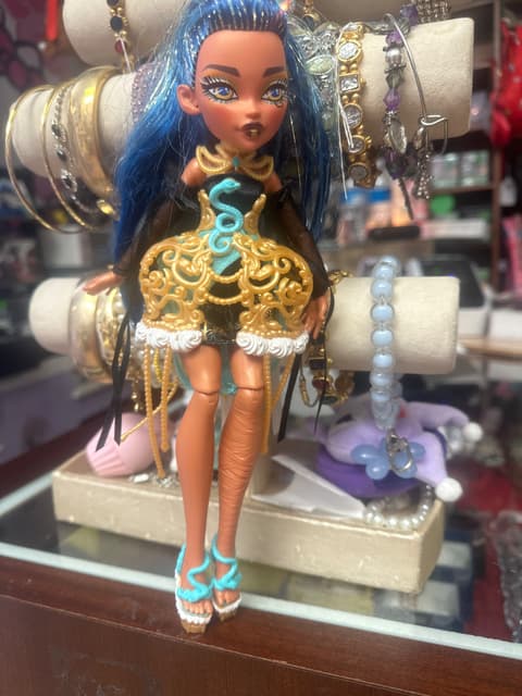 Monster High Nefera de Nile Doll - Blue Hair, Snake Dress