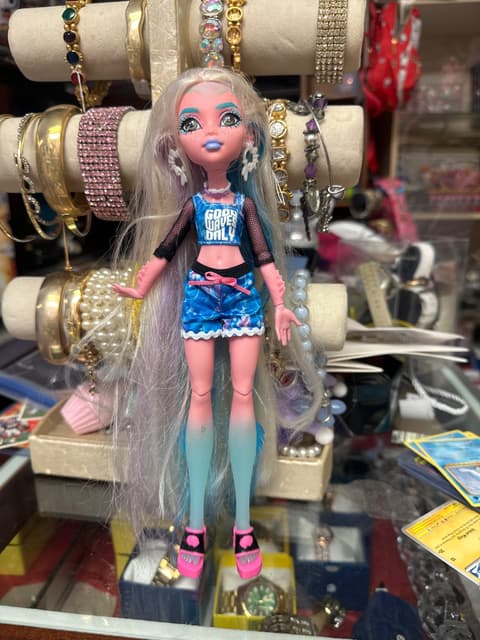 Monster High Lagoona Blue Doll Good Waves Only Outfit