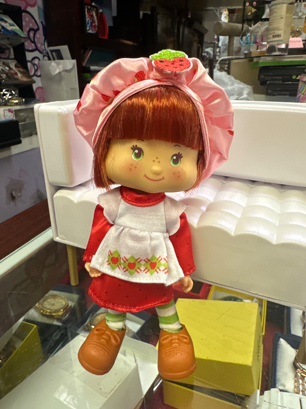 Strawberry Shortcake Doll With Bonnet
