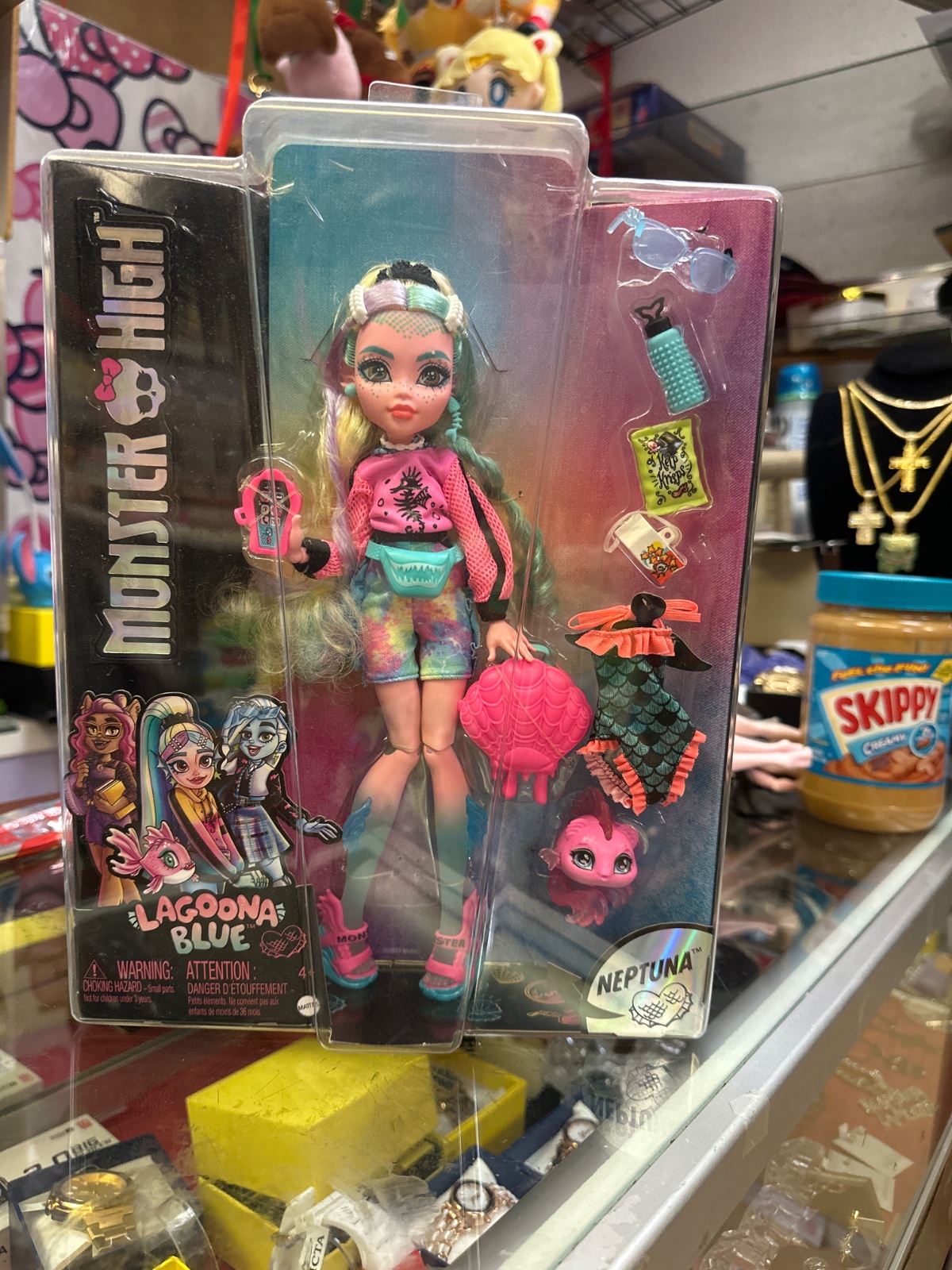 Monster High Lagoona Blue Doll with Neptuna Pet