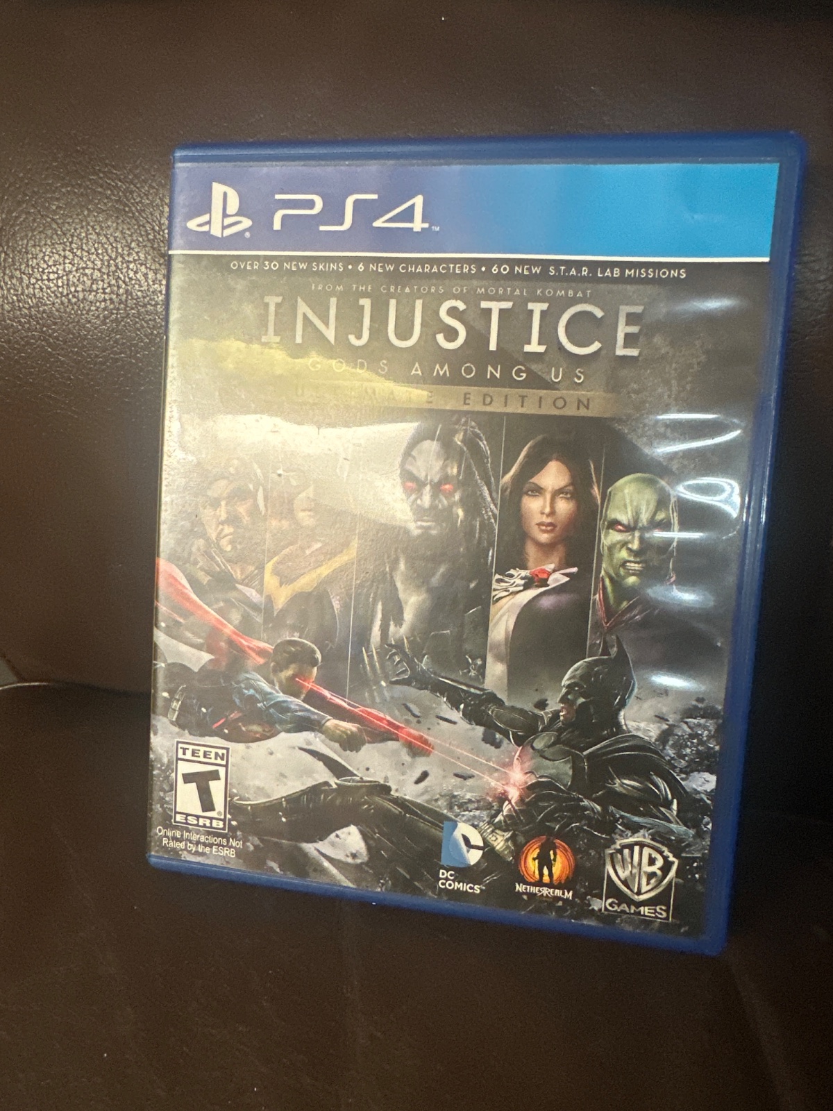Injustice: Gods Among Us Ultimate Edition (PS4)