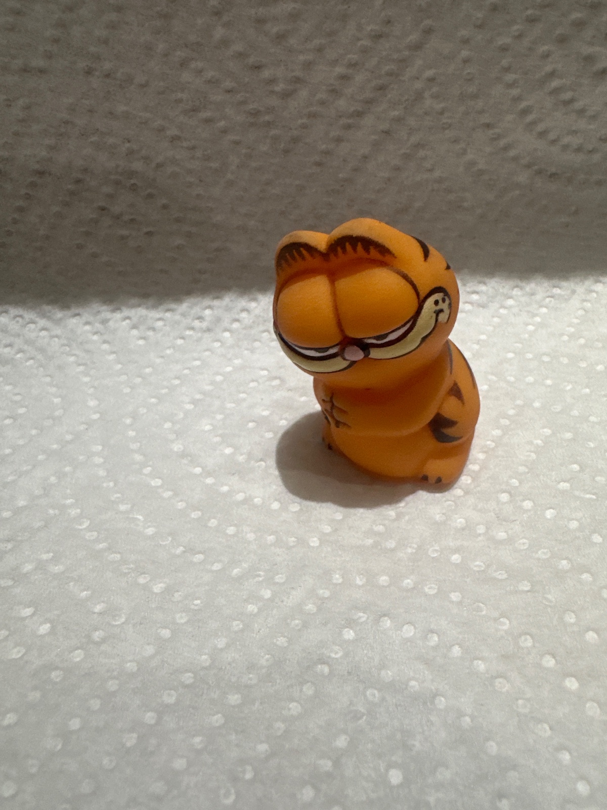 Mini Garfield Figure