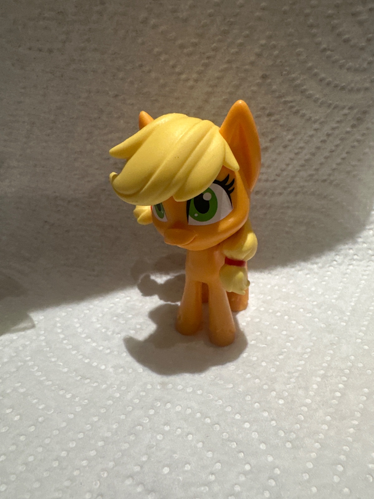 Orange My Little Pony Applejack Figure