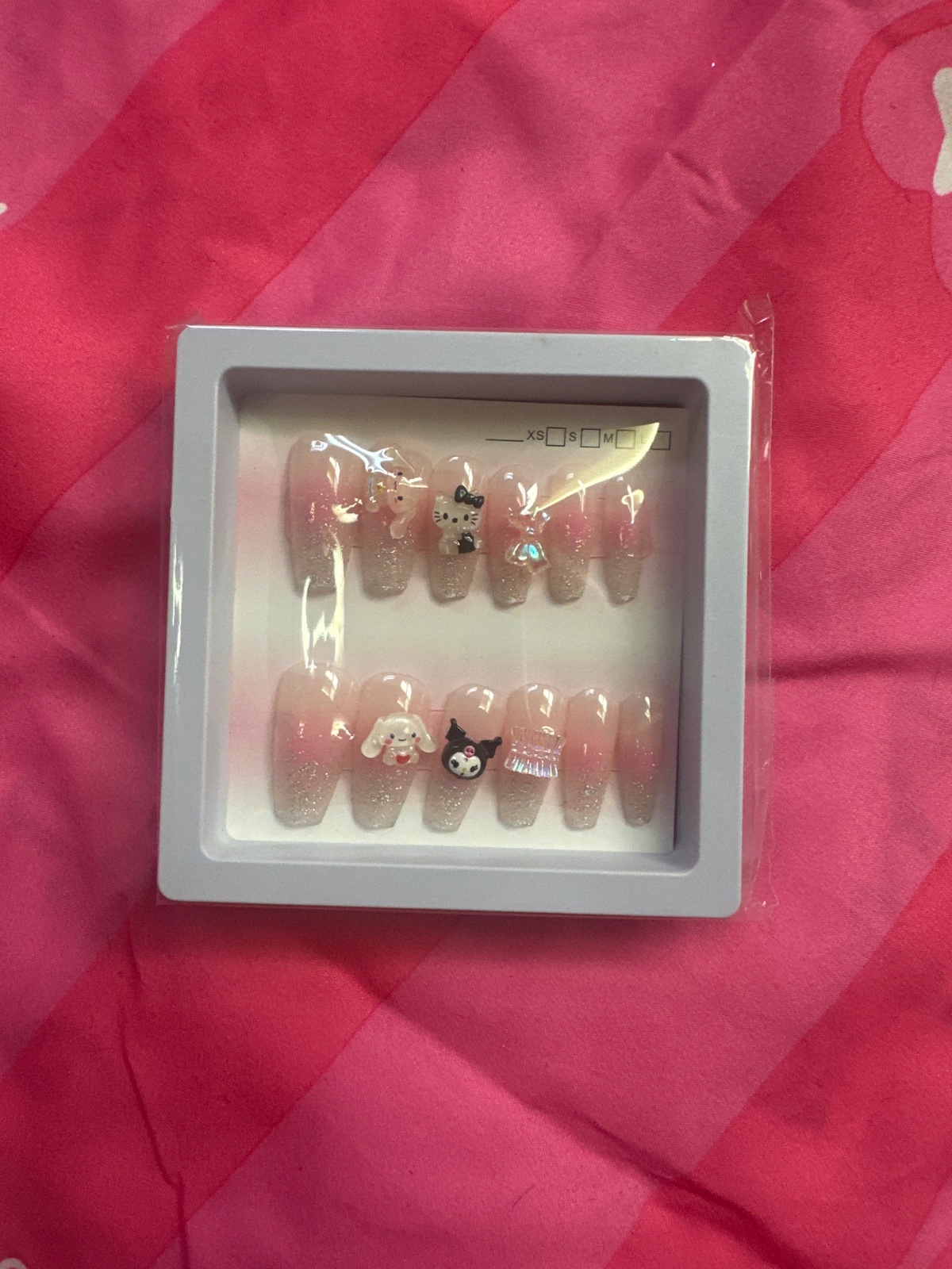 Sanrio Charm Press-On Nail Set