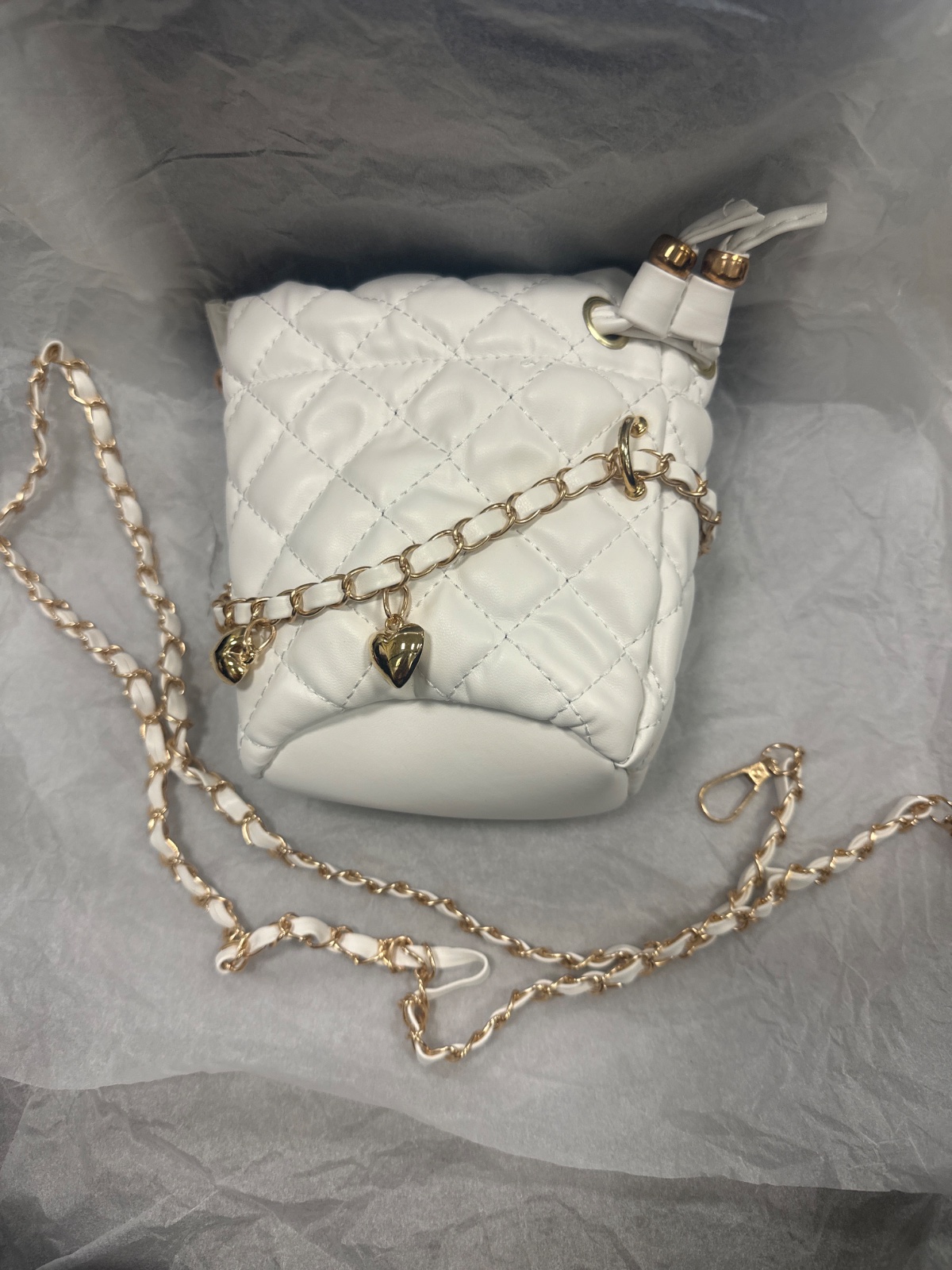 White Quilted Mini Bucket Bag With Heart Charms