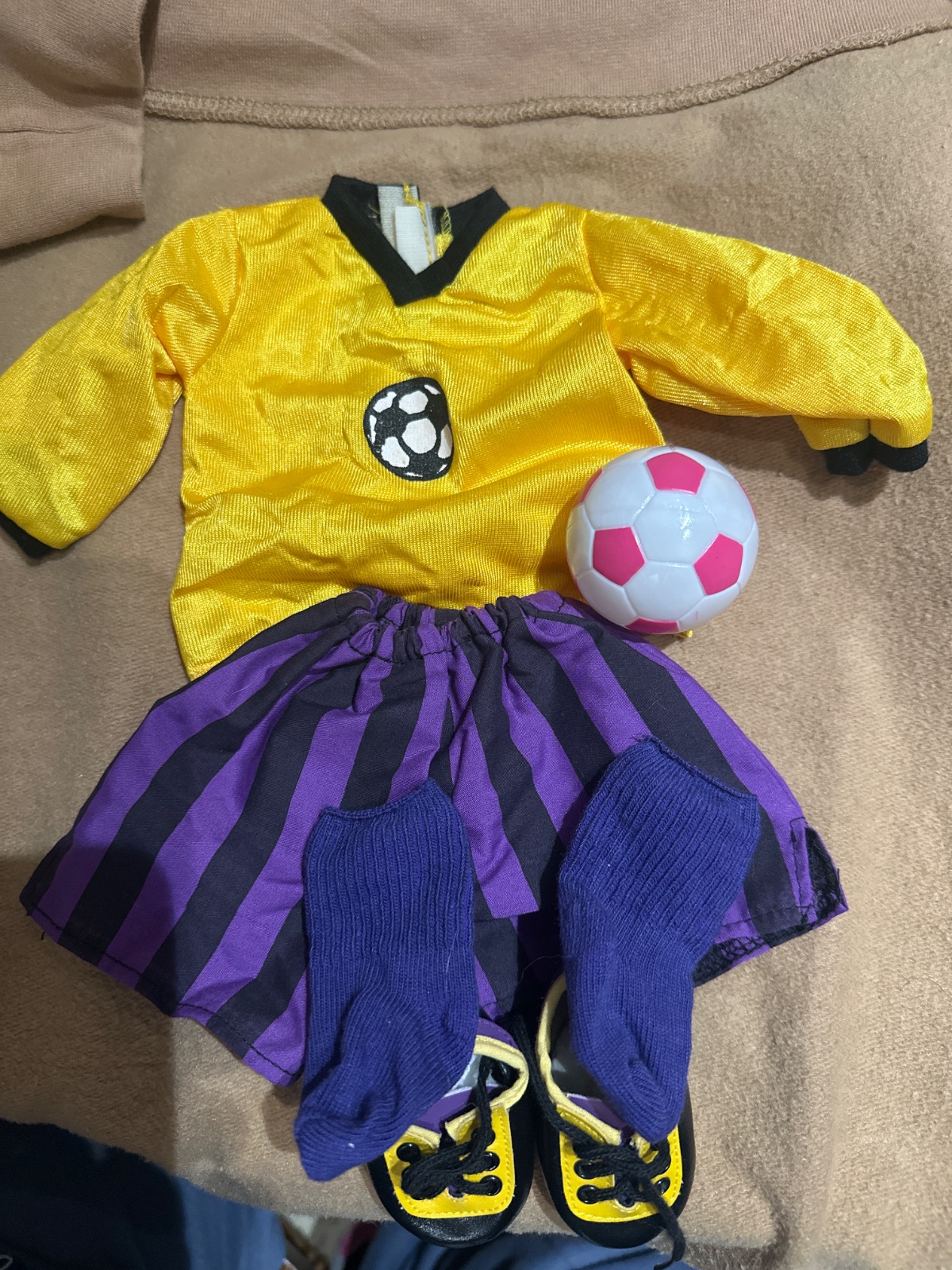 18 Inch Doll Soccer Outfit Set with Shoes, Socks, Ball