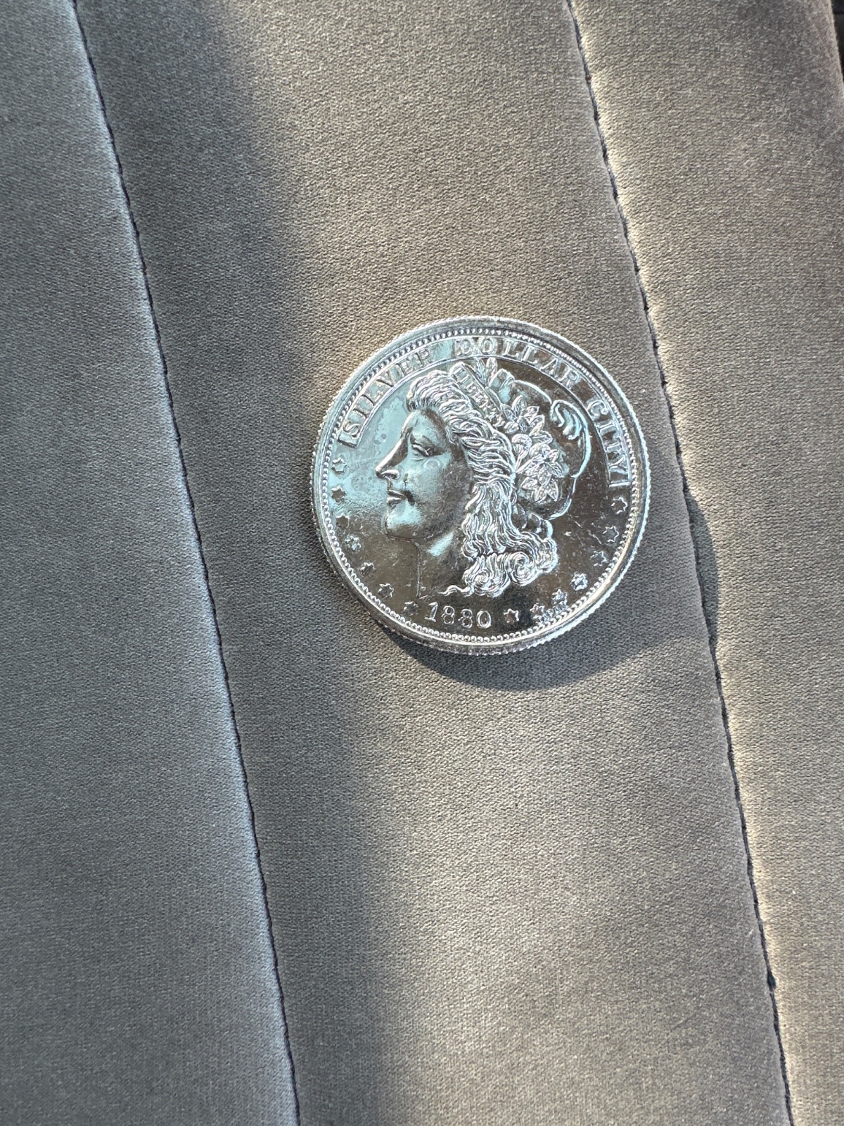 Silver Dollar City 1880 Souvenir Train Token Coin
