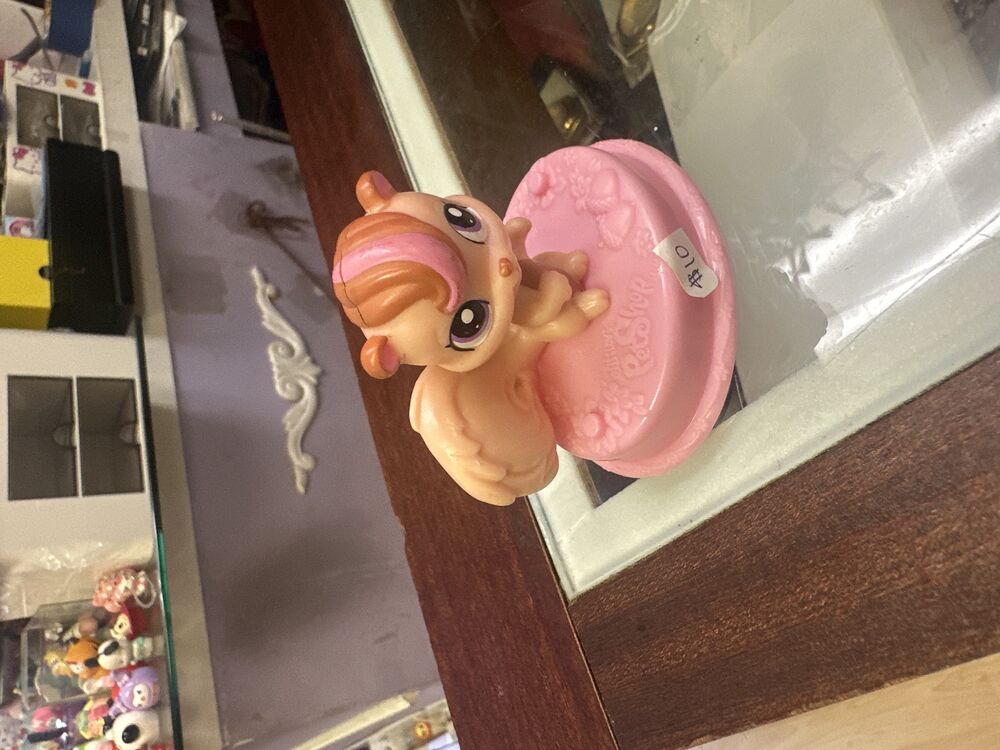 Littlest Pet Shop Squirrel Bobblehead Toy