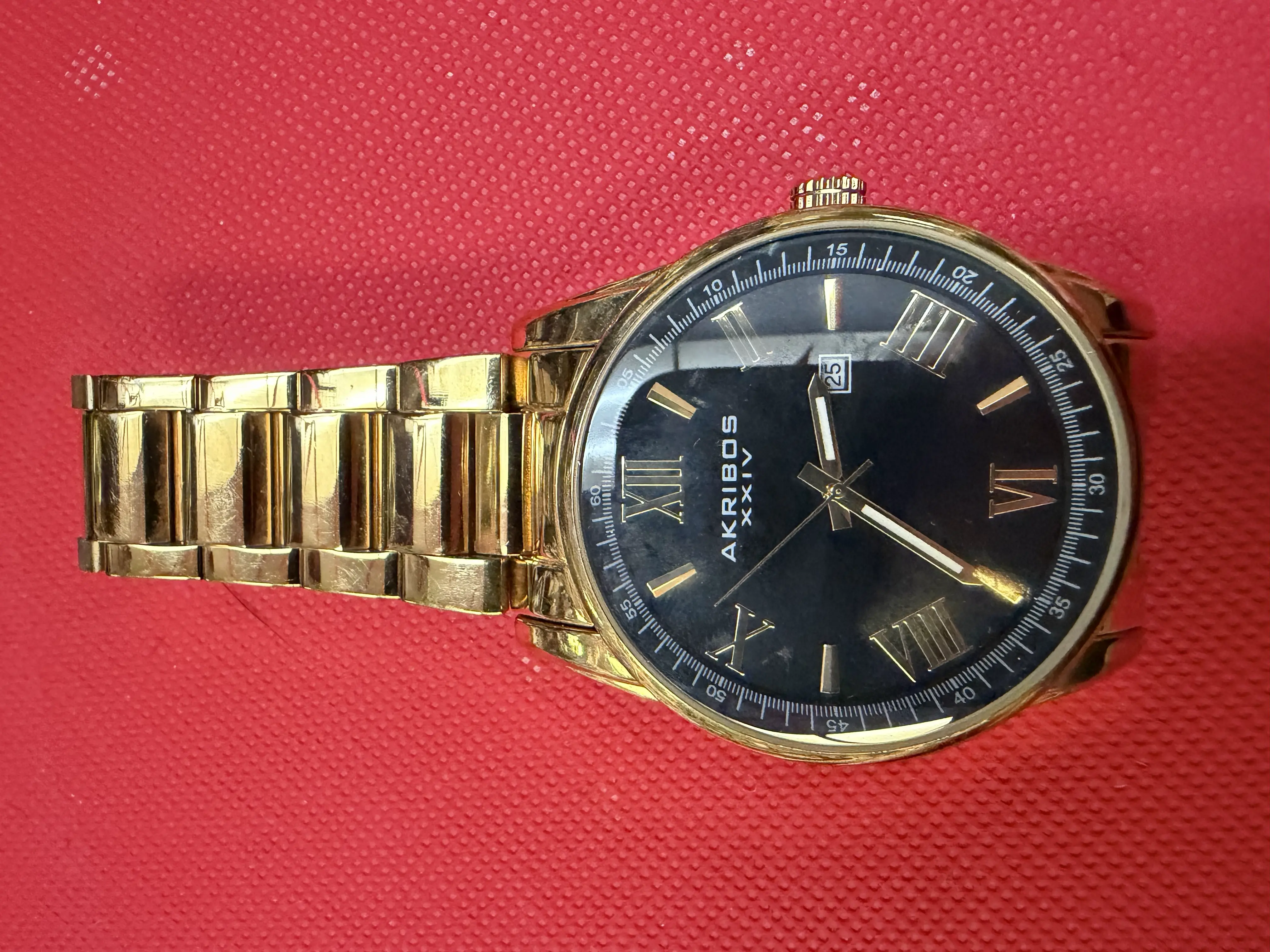 AKRIBOS Gold Watch