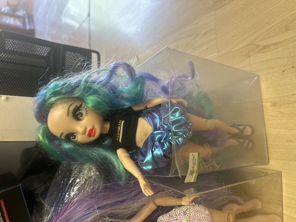 Rainbow High Doll With Teal & Purple Hair