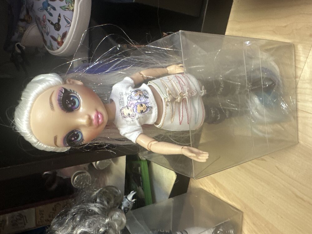 Rainbow High Fashion Doll With Graphic Tee Set