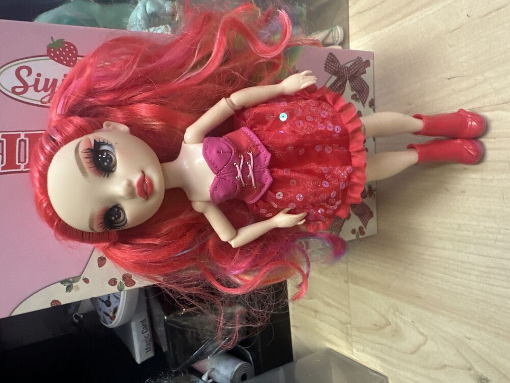 Rainbow High Red-Haired Fashion Doll